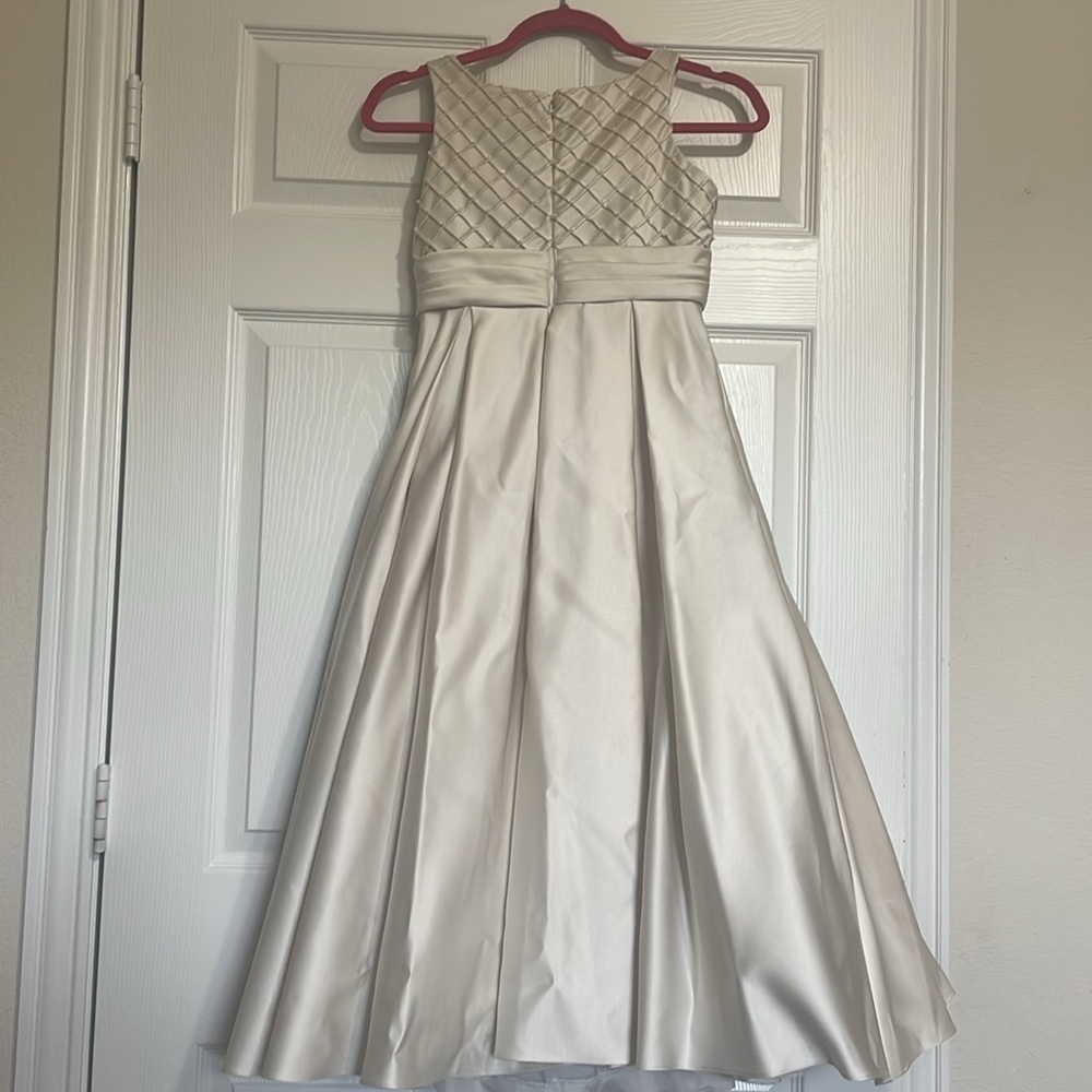 Cream Pleated A-Line Halter Dress for Weddings - Picture 5 of 5